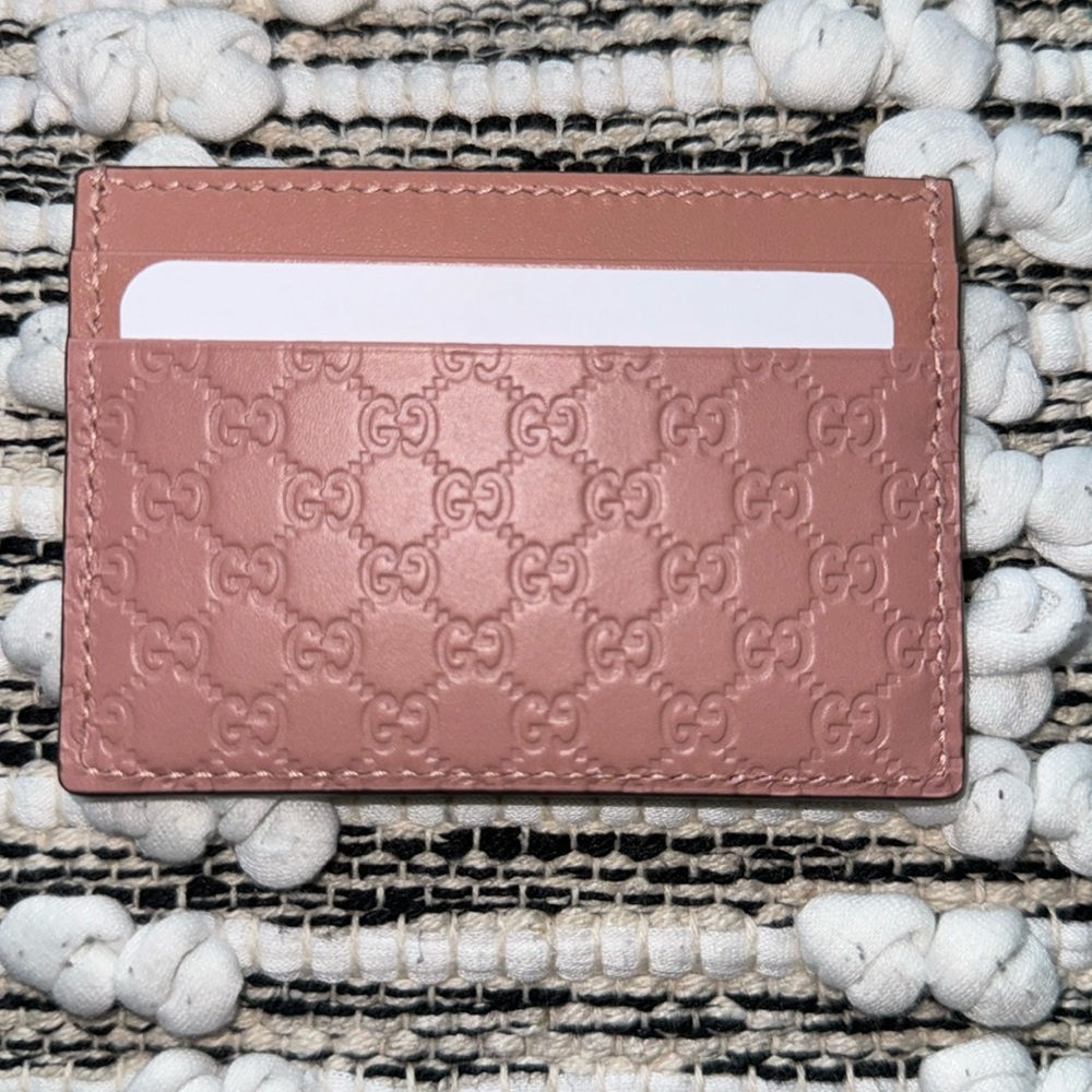 Brand New GUCCI Microguccissima Card Case in Soft Pink.